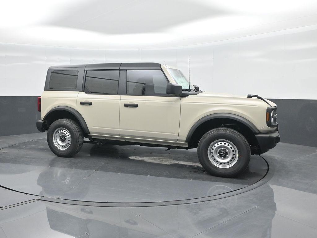 new 2025 Ford Bronco car, priced at $39,975