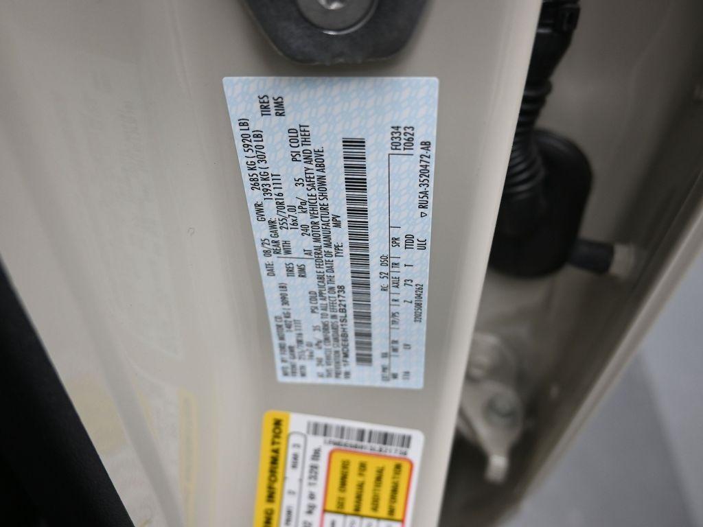 new 2025 Ford Bronco car, priced at $50,486