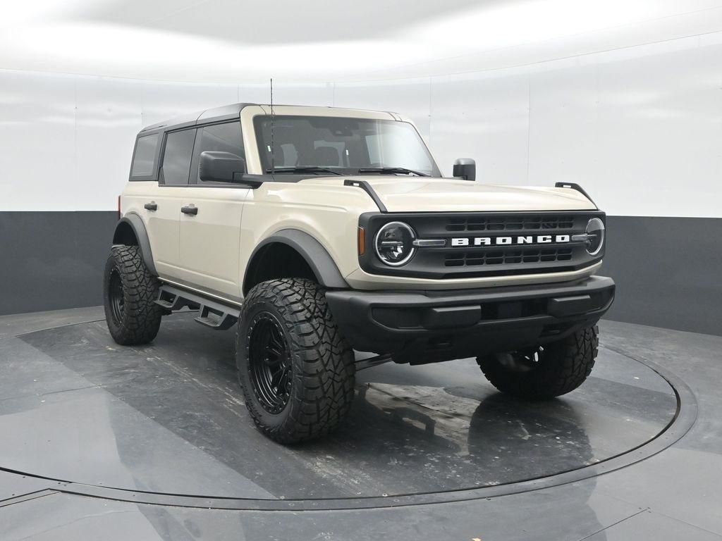 new 2025 Ford Bronco car, priced at $50,486
