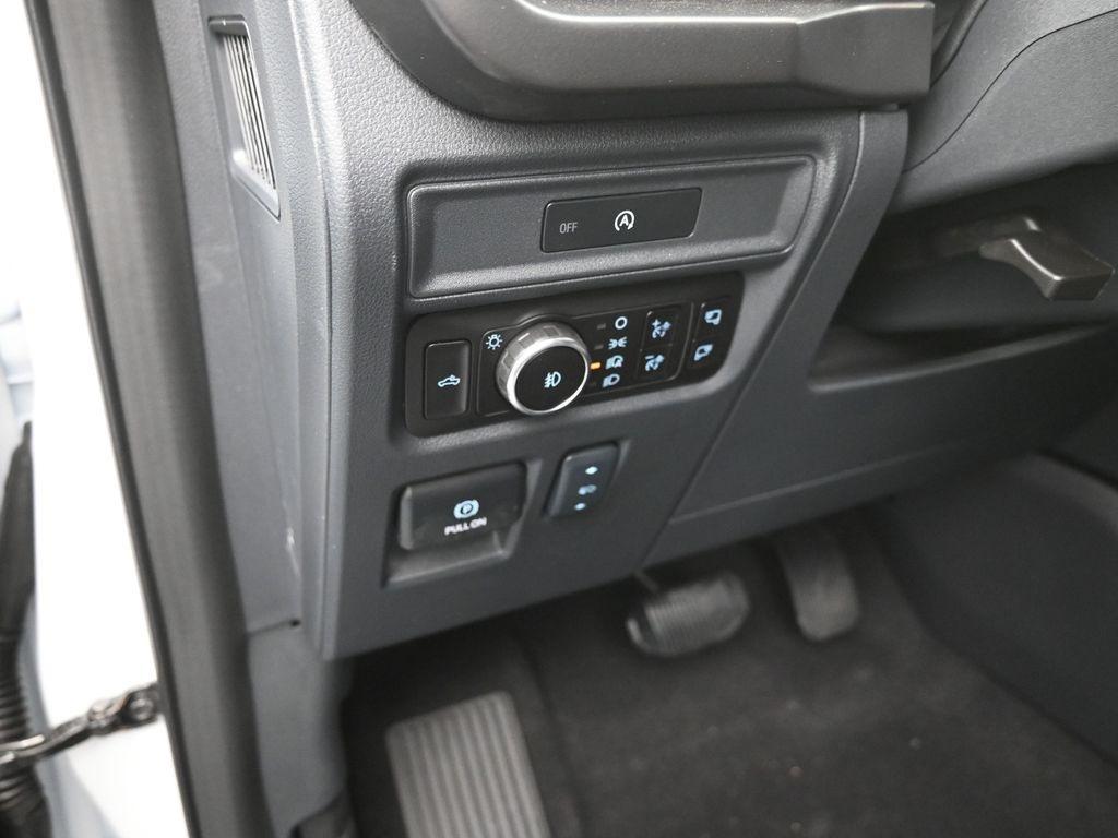 new 2025 Ford F-150 car, priced at $59,932