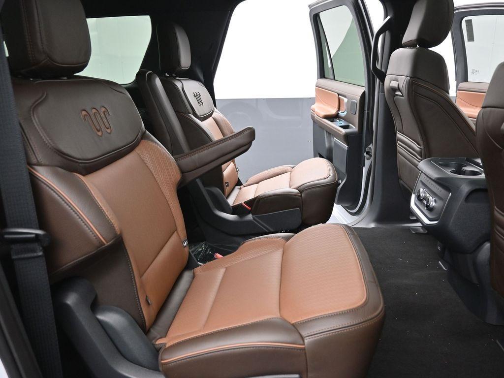 new 2025 Ford Expedition Max car, priced at $89,170