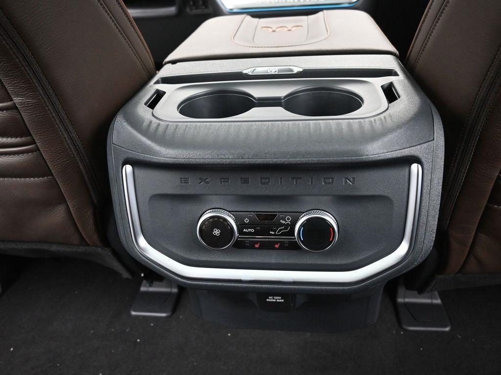 new 2025 Ford Expedition Max car, priced at $89,170