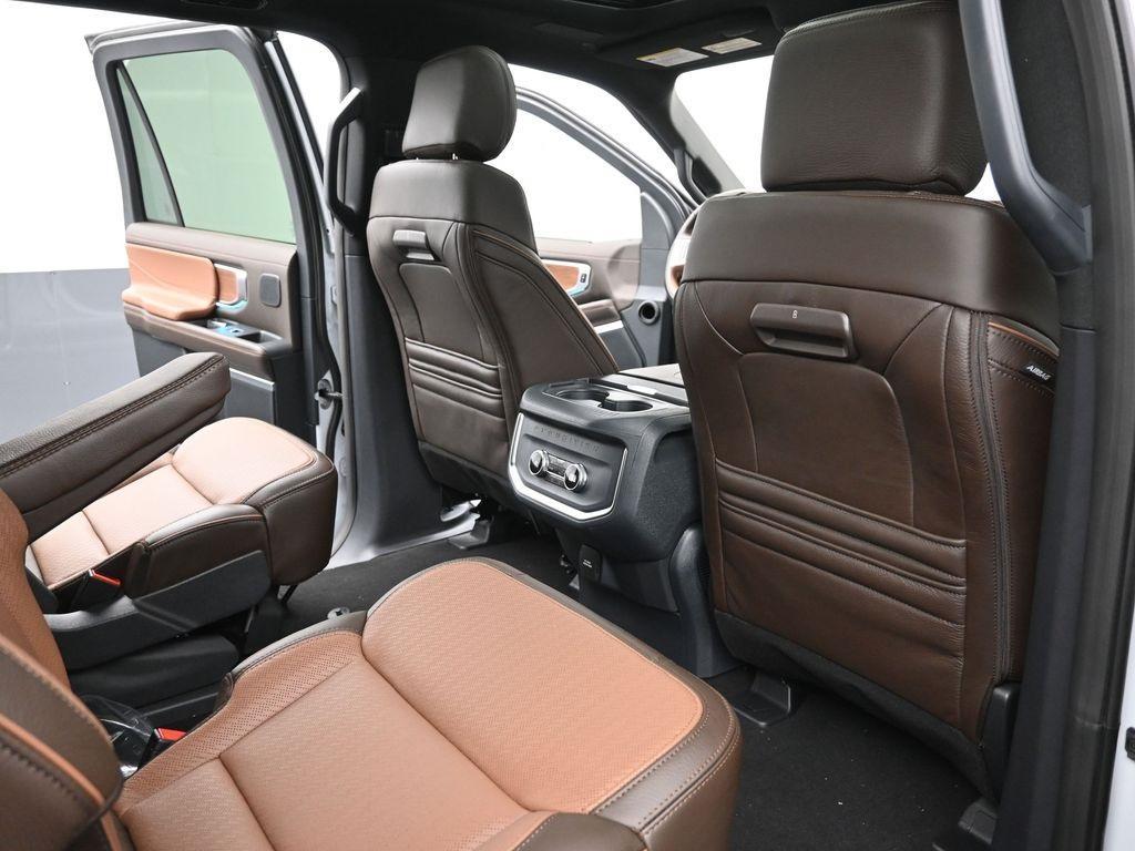 new 2025 Ford Expedition Max car, priced at $89,170