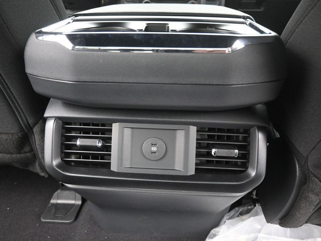 new 2025 Ford F-150 car, priced at $43,633