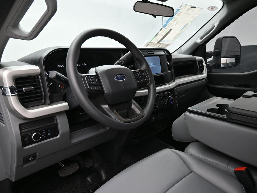 new 2025 Ford F-250 car, priced at $49,074