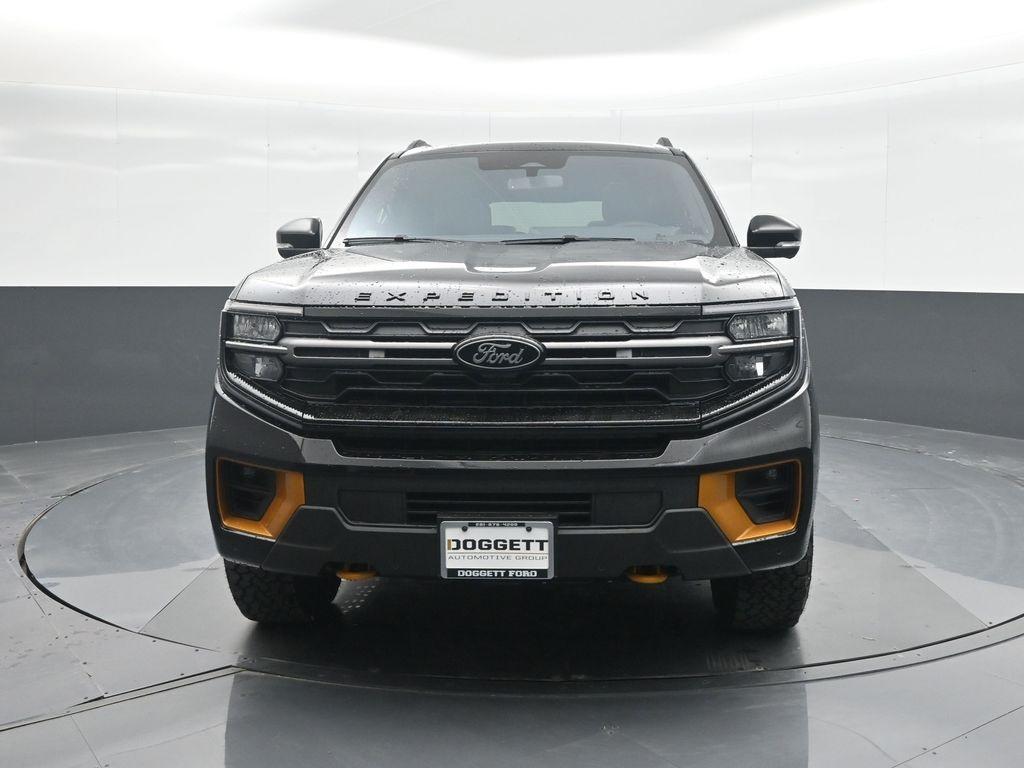 new 2025 Ford Expedition car, priced at $80,194