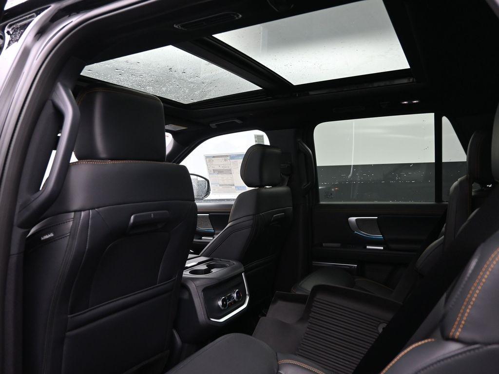 new 2025 Ford Expedition car, priced at $80,194