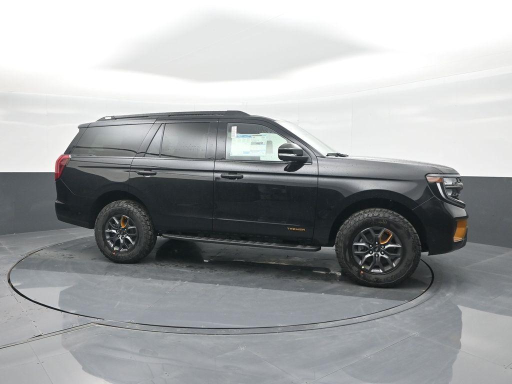new 2025 Ford Expedition car, priced at $80,194