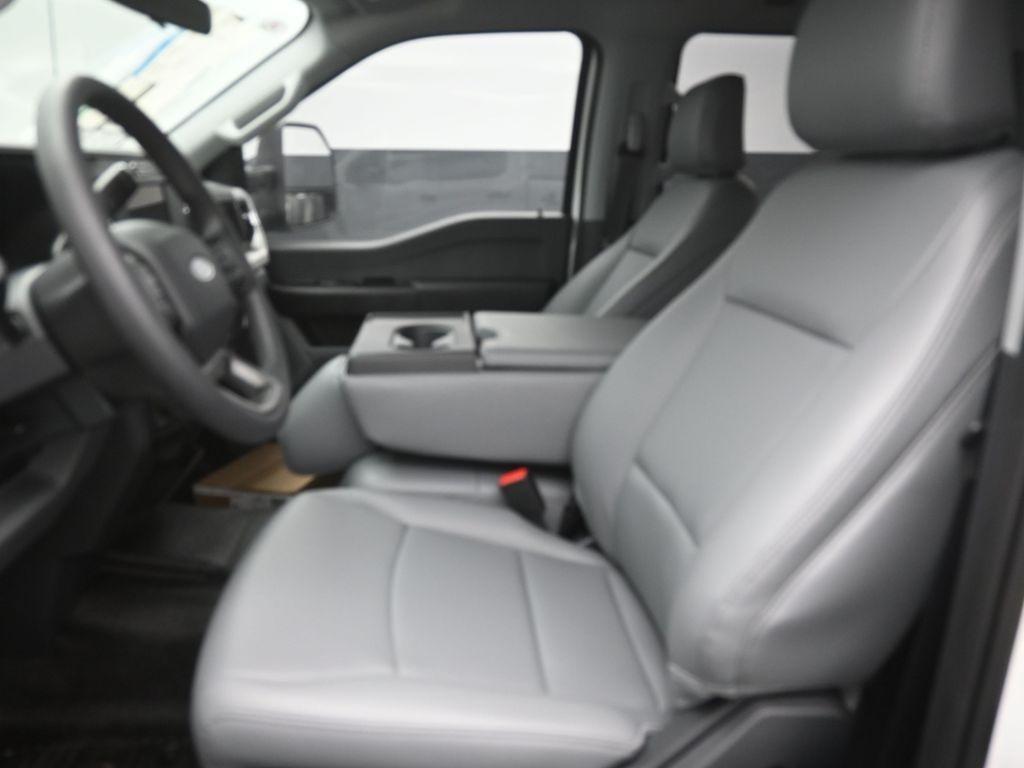 new 2025 Ford F-250 car, priced at $59,874