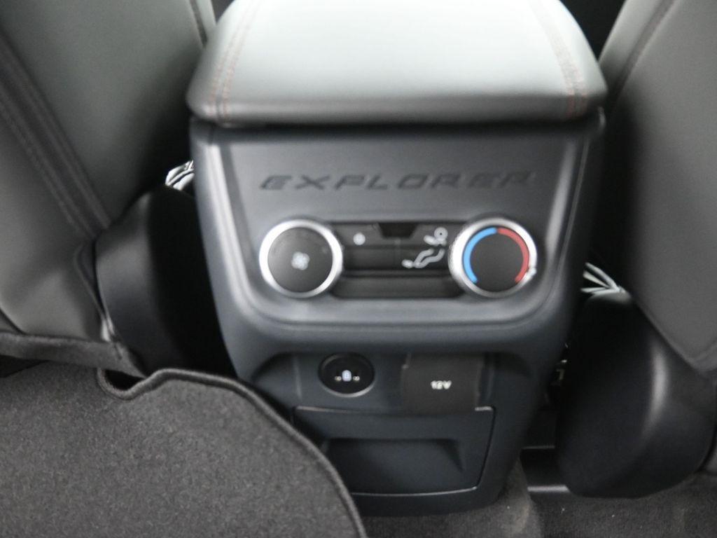 new 2025 Ford Explorer car, priced at $40,245