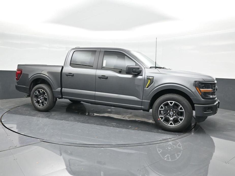 new 2024 Ford F-150 car, priced at $37,699