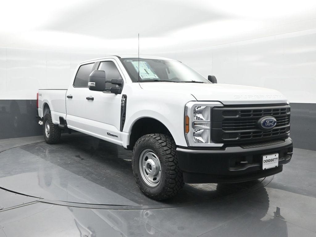 new 2025 Ford F-250 car, priced at $59,374