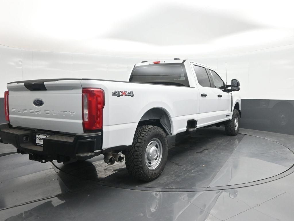 new 2025 Ford F-250 car, priced at $59,374