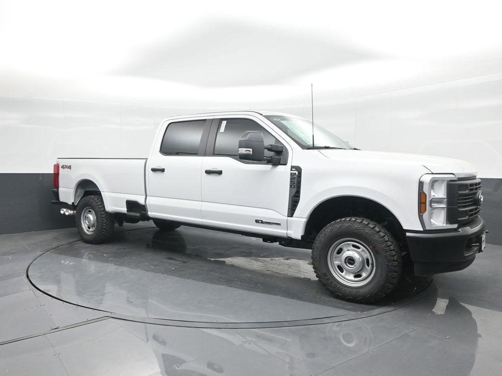 new 2025 Ford F-250 car, priced at $59,374