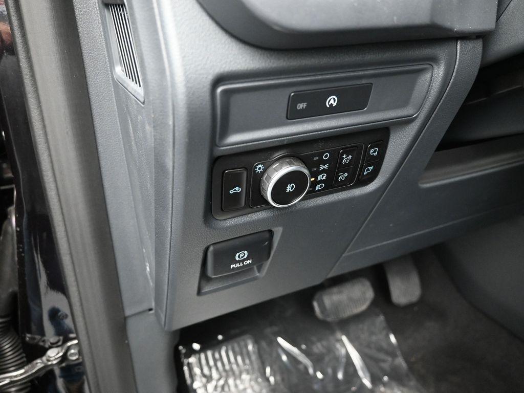 new 2025 Ford F-150 car, priced at $48,386