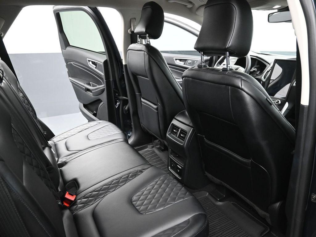 used 2024 Ford Edge car, priced at $32,644