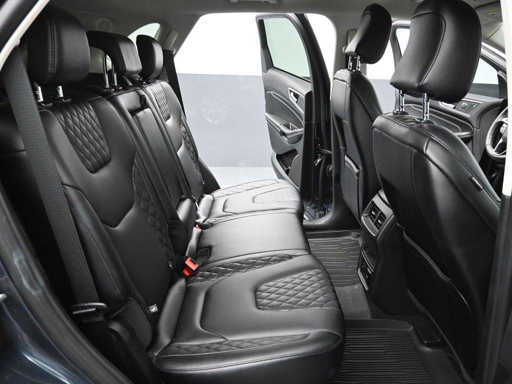used 2024 Ford Edge car, priced at $32,644