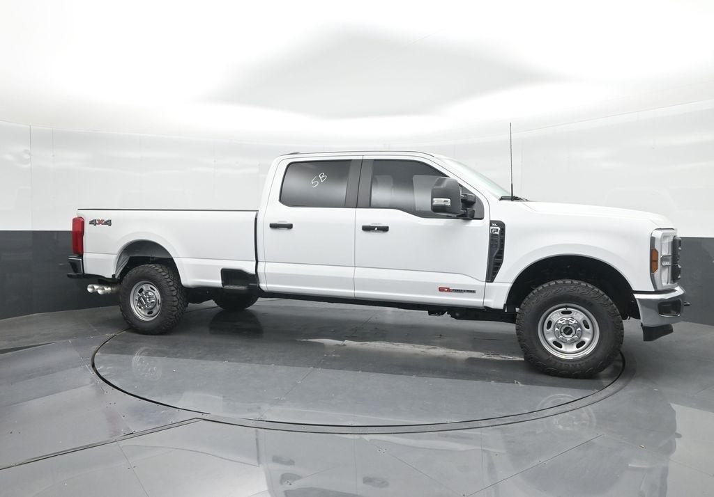 new 2025 Ford F-250 car, priced at $61,978
