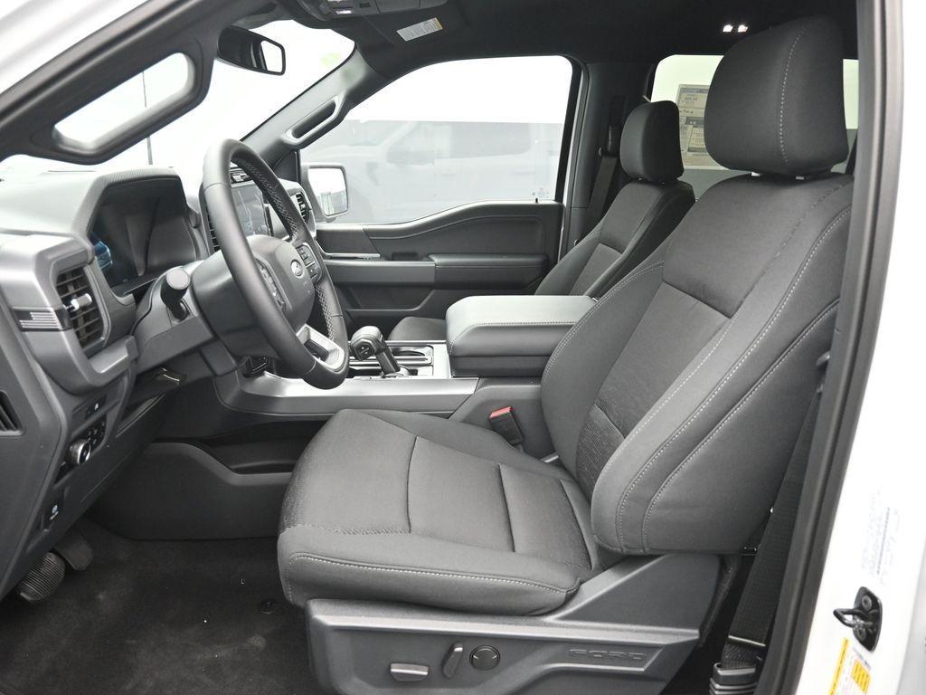 new 2025 Ford F-150 car, priced at $54,852