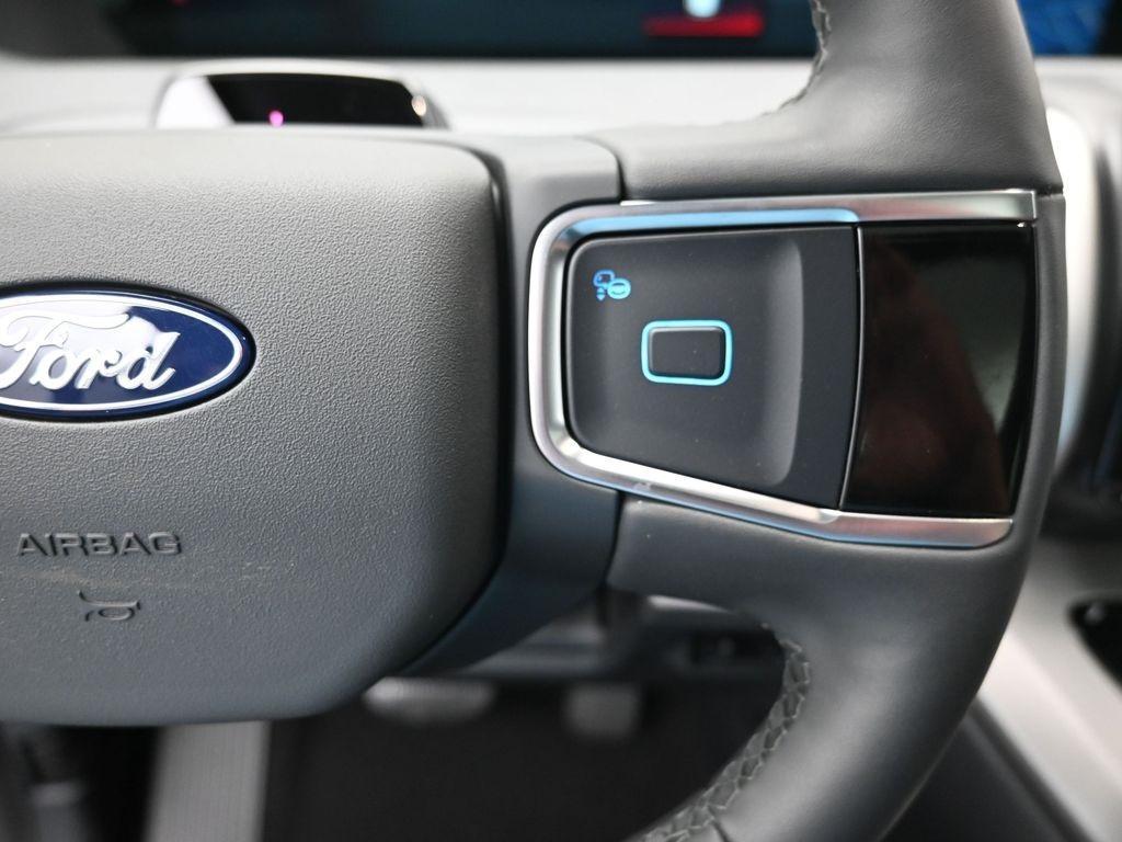 new 2025 Ford Expedition car, priced at $64,246