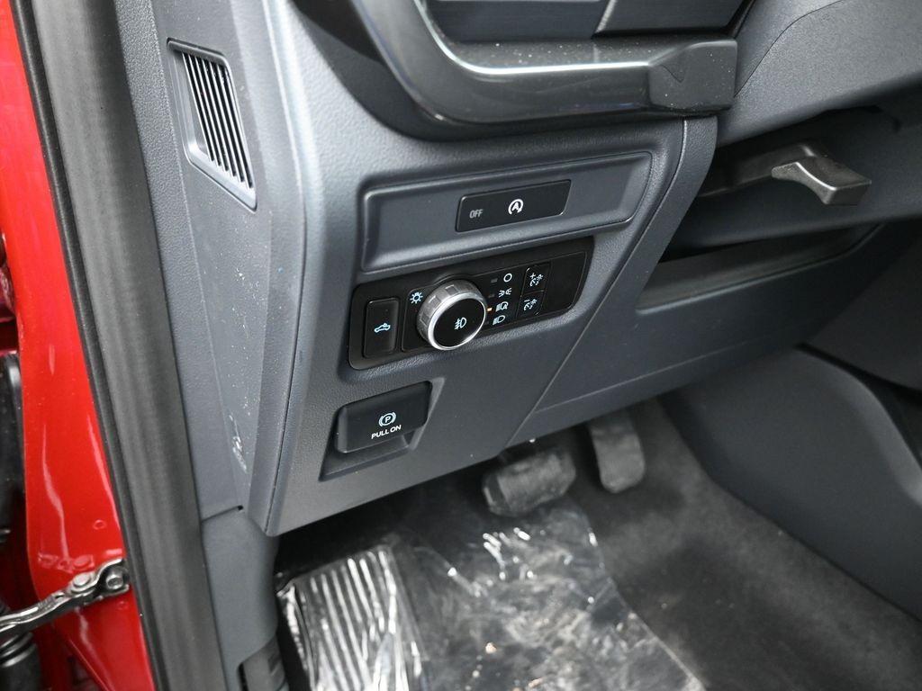 new 2025 Ford F-150 car, priced at $51,856