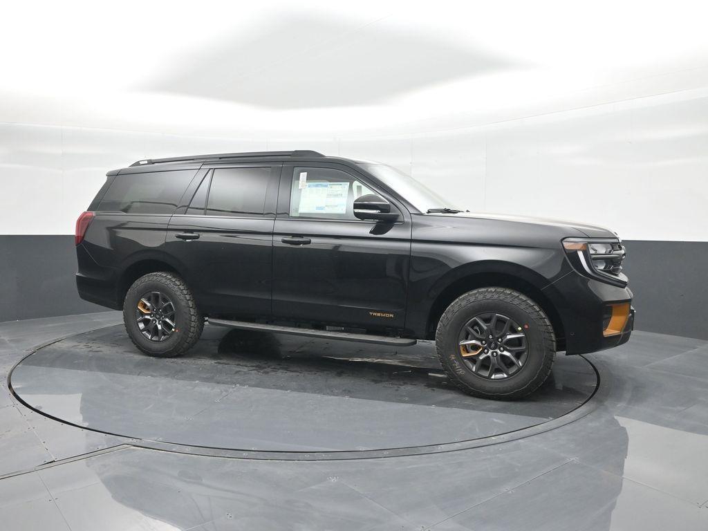 new 2025 Ford Expedition car, priced at $79,444