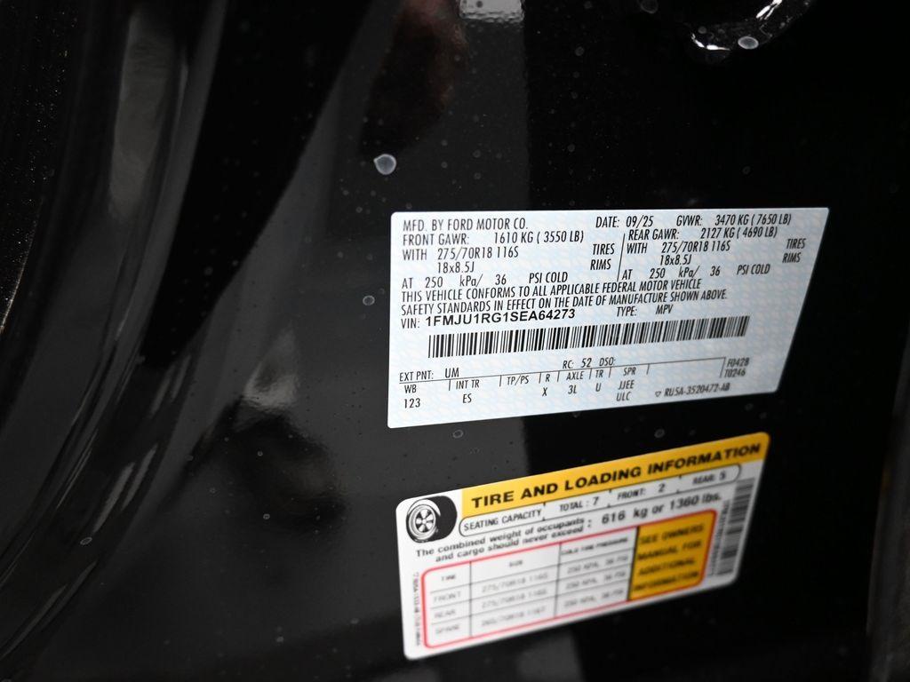 new 2025 Ford Expedition car, priced at $79,444