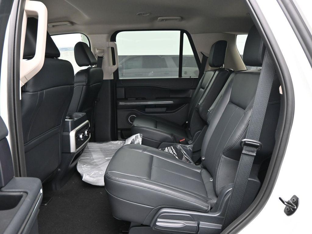 new 2024 Ford Expedition car, priced at $52,825