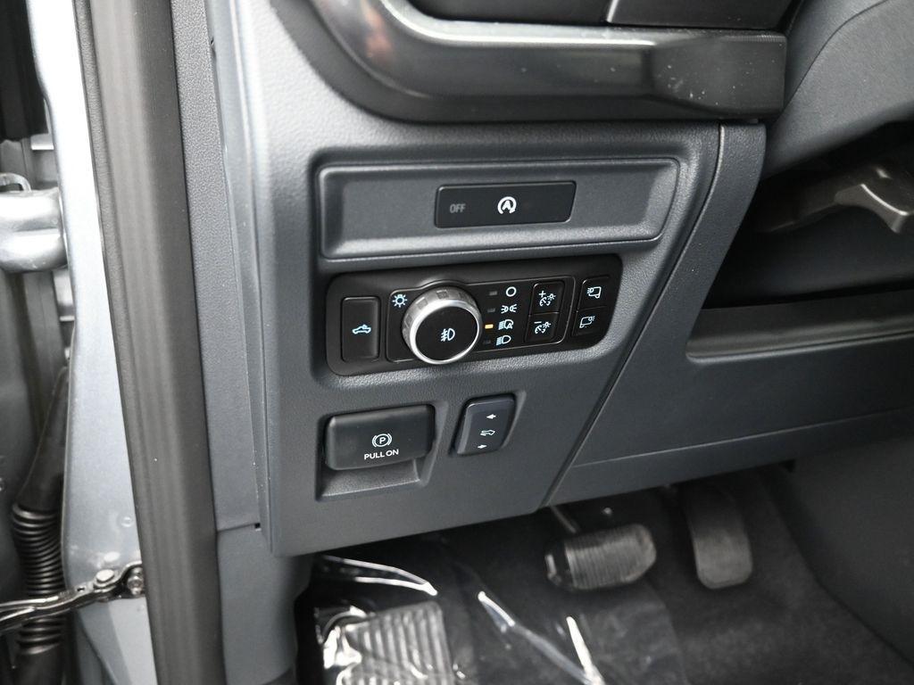 new 2025 Ford F-150 car, priced at $63,094