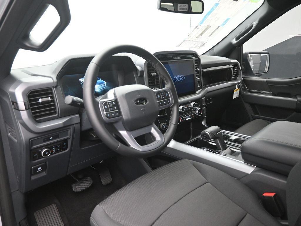 new 2025 Ford F-150 car, priced at $55,032
