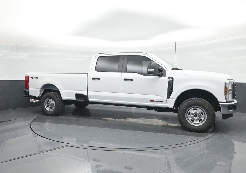 new 2025 Ford F-250 car, priced at $59,047