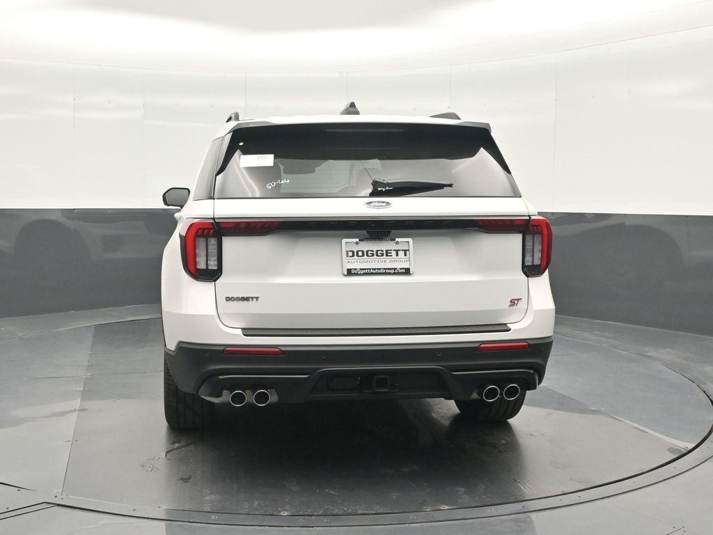 new 2025 Ford Explorer car, priced at $52,472