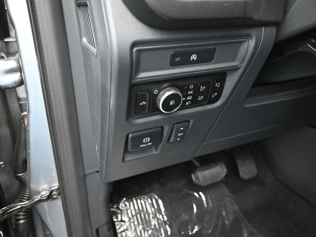 new 2025 Ford F-150 car, priced at $60,991