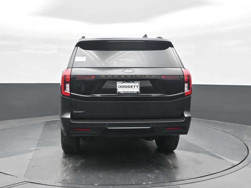 new 2025 Ford Expedition car, priced at $79,838