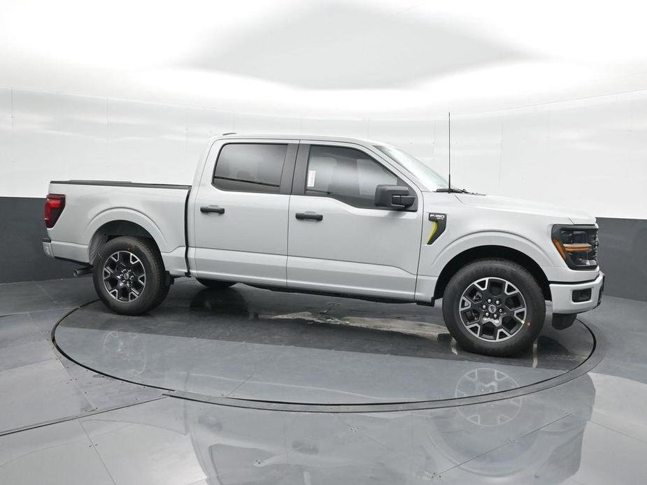 new 2024 Ford F-150 car, priced at $37,700