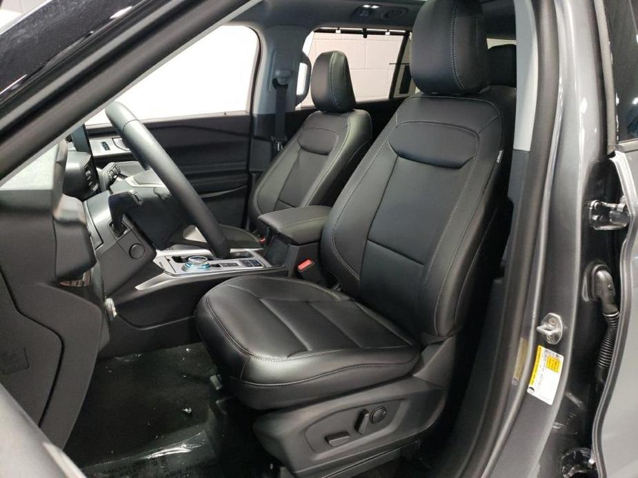 new 2023 Ford Explorer car, priced at $46,724