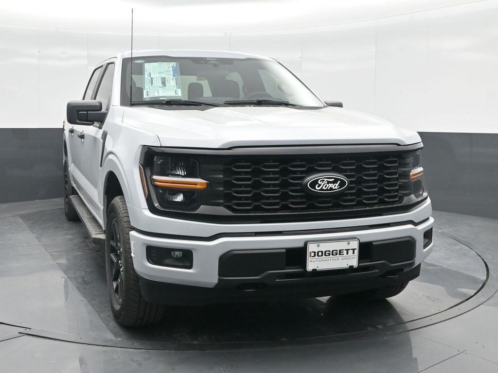 new 2025 Ford F-150 car, priced at $48,099