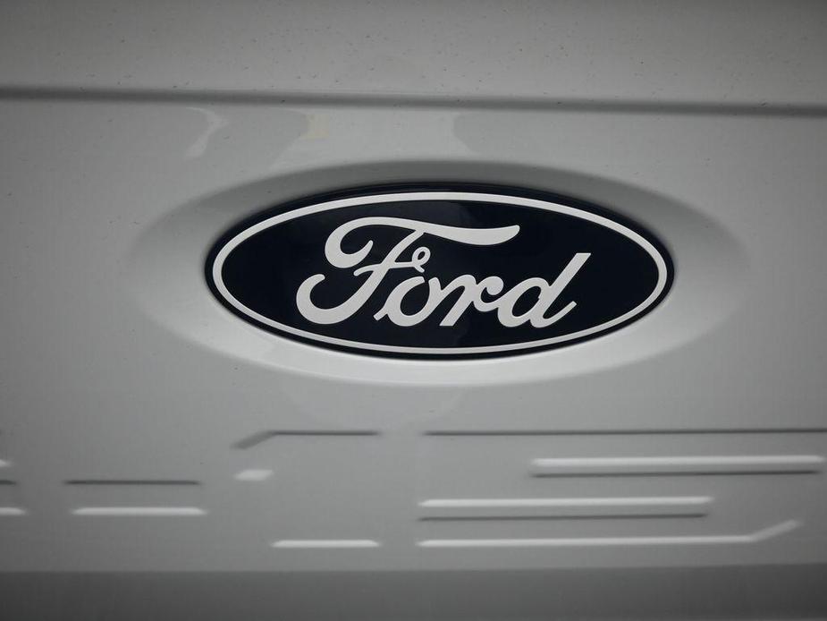 new 2024 Ford F-150 car, priced at $42,130