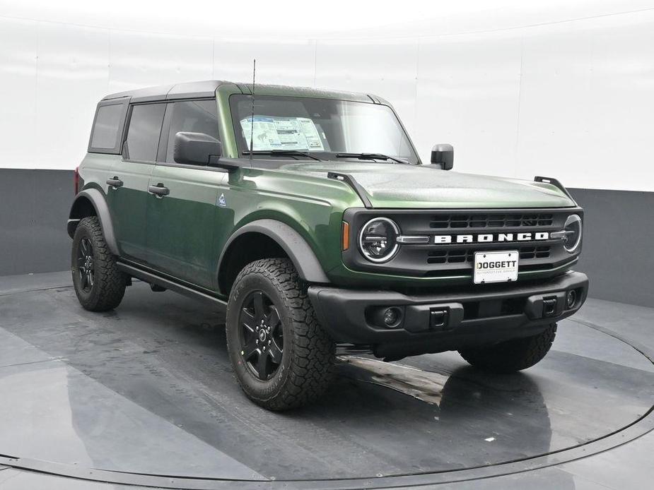 new 2024 Ford Bronco car, priced at $44,537