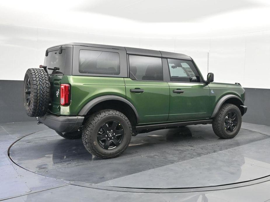 new 2024 Ford Bronco car, priced at $44,537