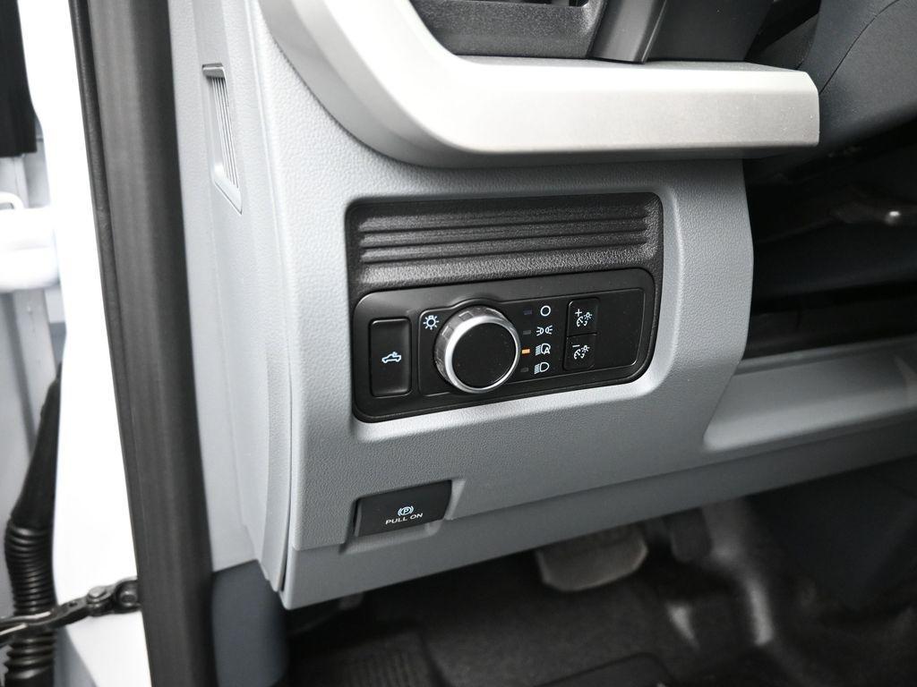 new 2025 Ford F-250 car, priced at $65,670
