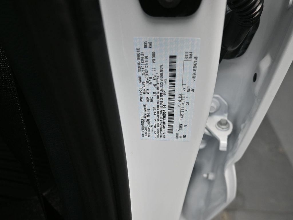 new 2025 Ford F-250 car, priced at $65,670