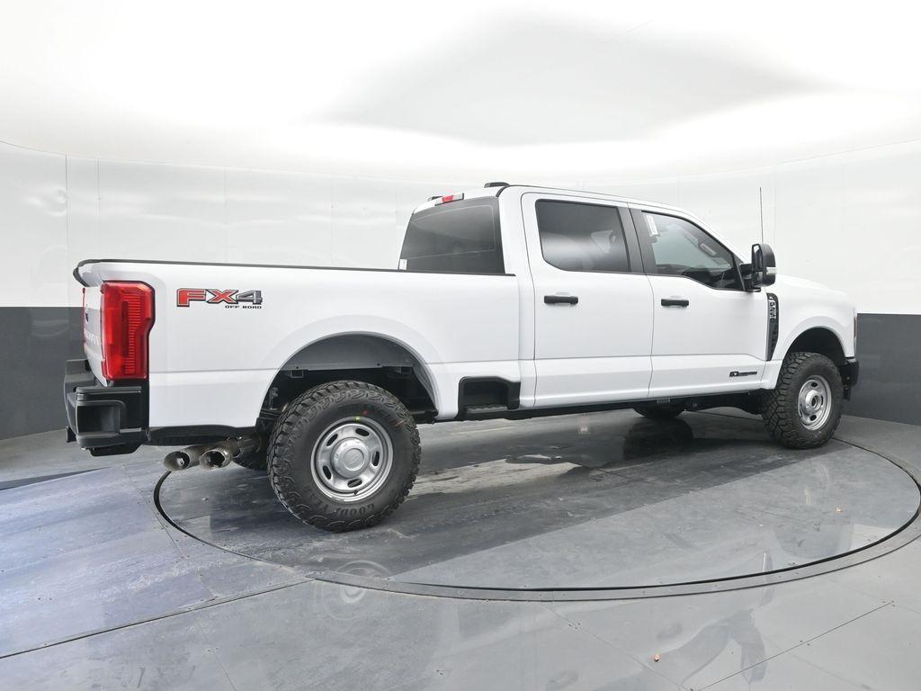 new 2025 Ford F-250 car, priced at $65,670