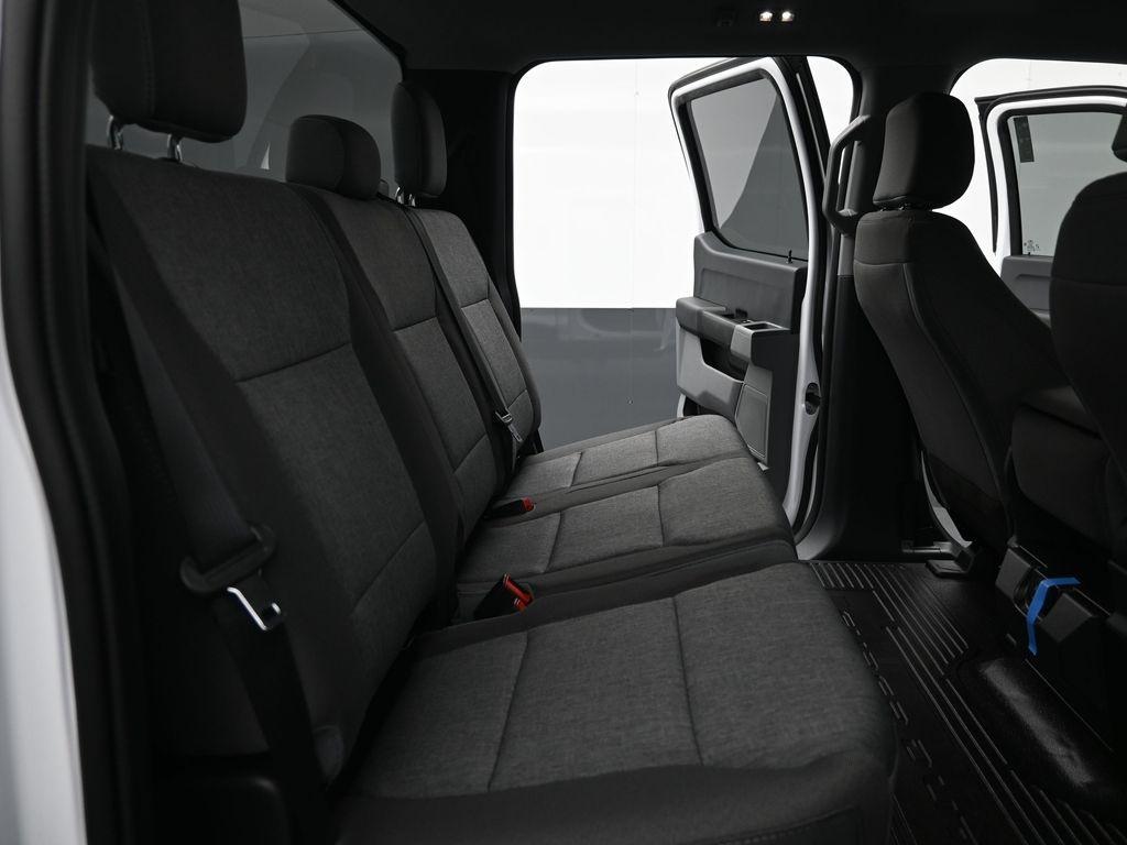 new 2025 Ford F-250 car, priced at $65,670