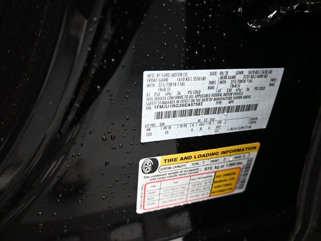 new 2025 Ford Expedition car, priced at $78,363