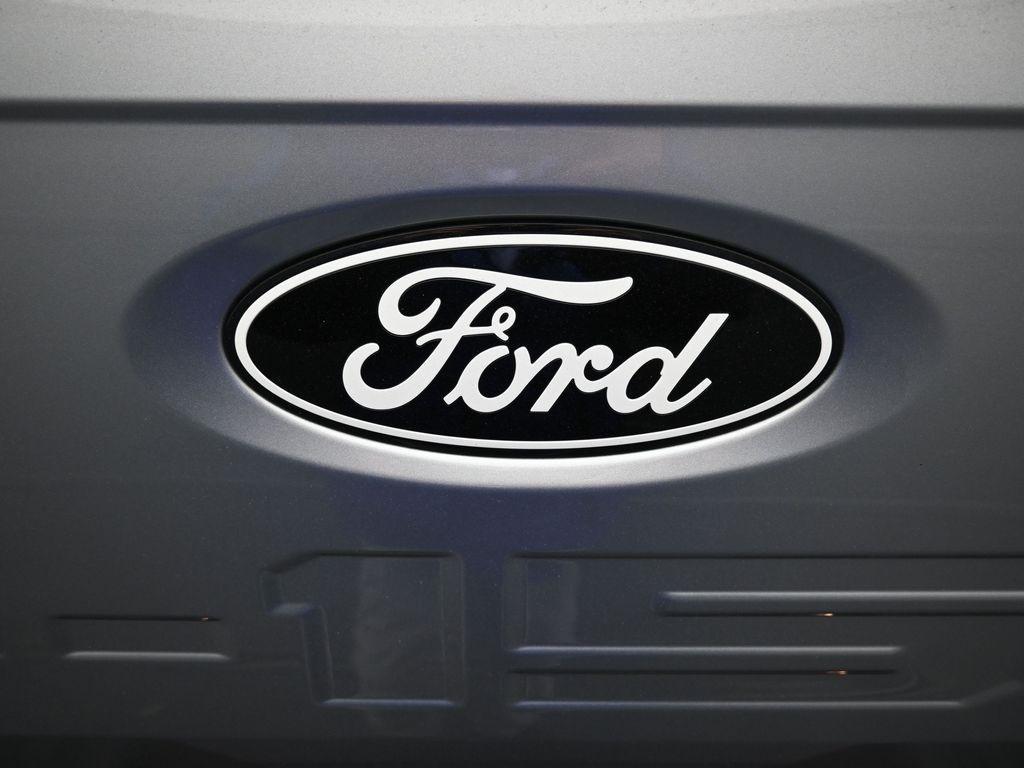 new 2025 Ford F-150 car, priced at $55,532