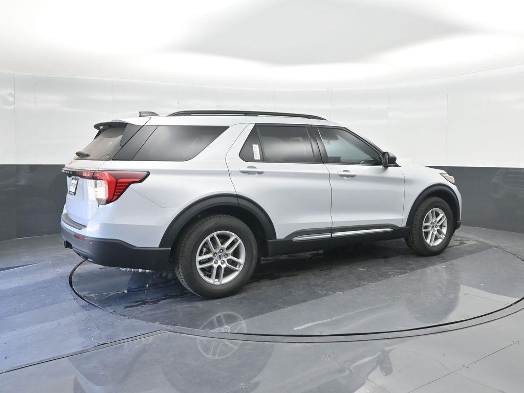 new 2025 Ford Explorer car, priced at $36,005