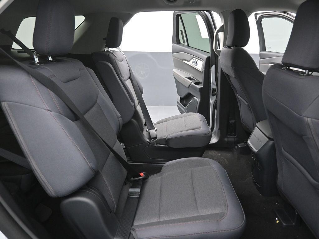 new 2025 Ford Explorer car, priced at $36,005