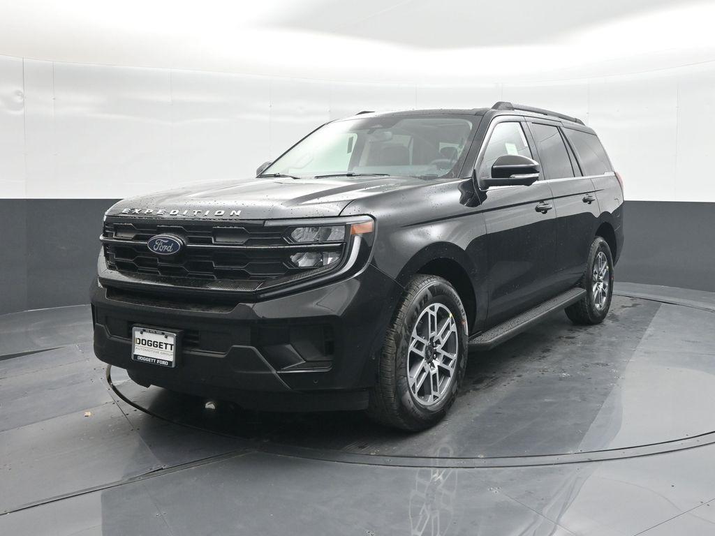 new 2025 Ford Expedition car, priced at $65,826