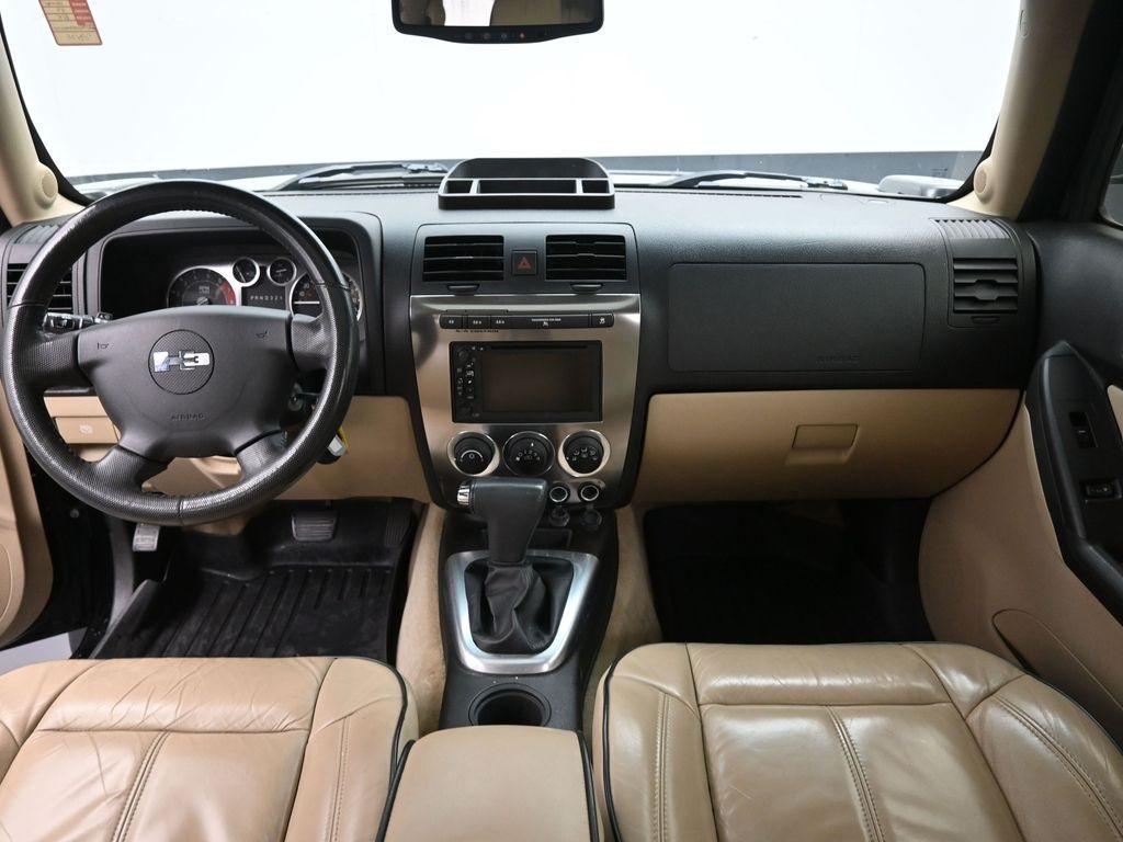 used 2010 Hummer H3 car, priced at $13,891